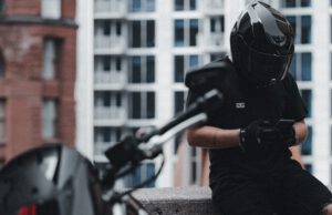 Autoescuela para curso de amaxofobia en Valencia -Moto