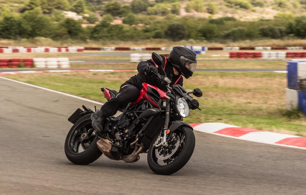 autoescuelas para sacar carnet a1 en valencia - examen practico