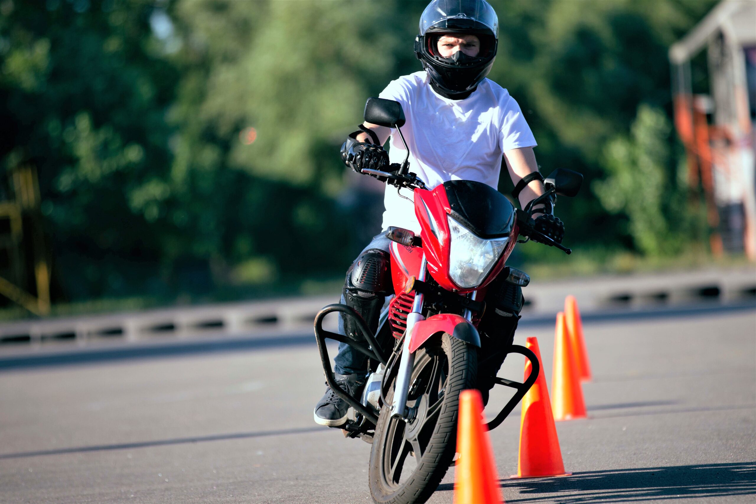 carnet de moto A2 valencia - prácticas a2