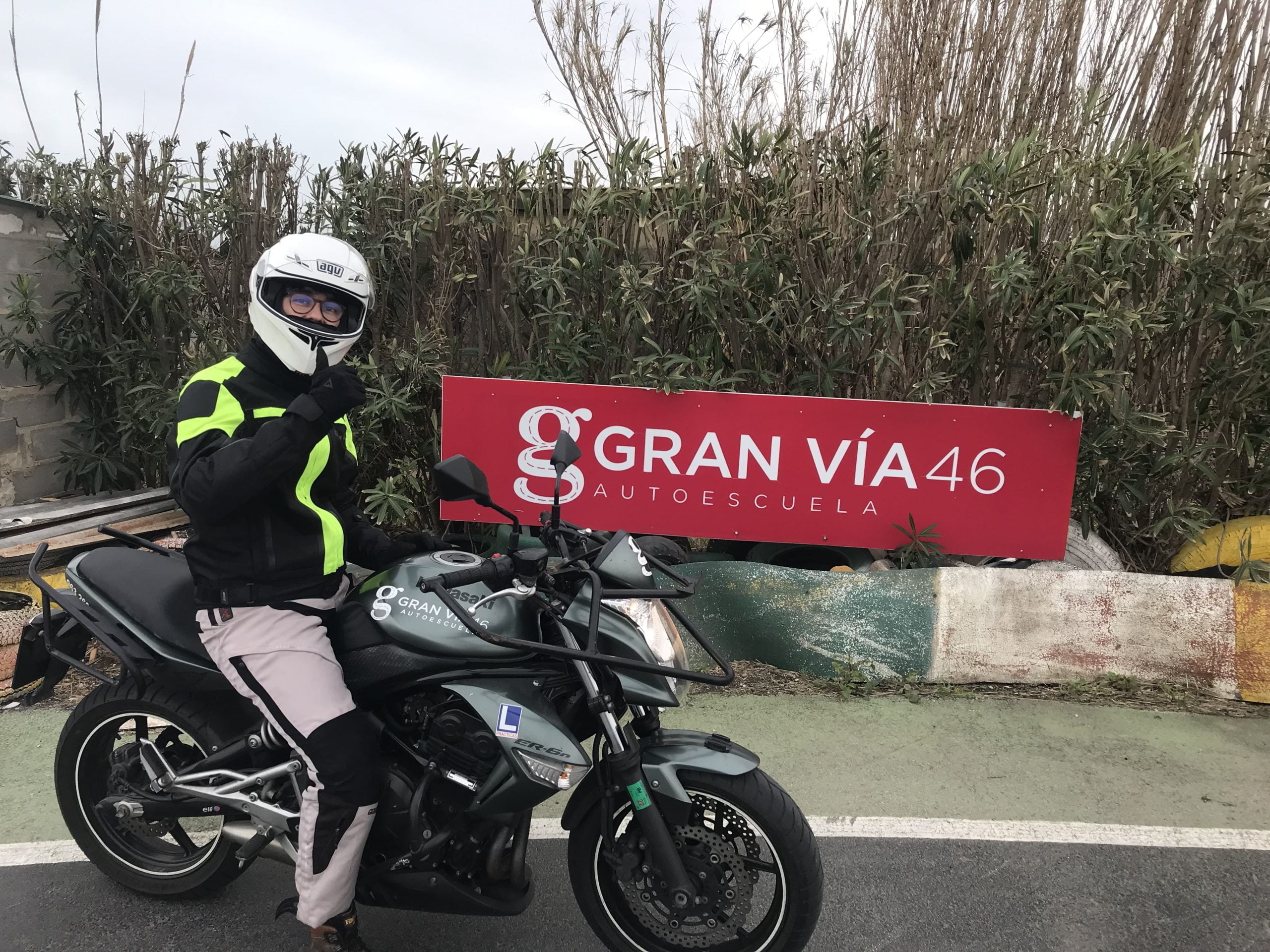 autoescuela carnet de moto para oposiciones de guardia civil en valencia - examen