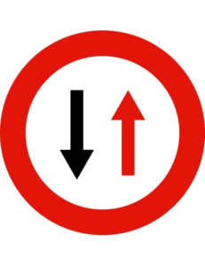 carnet de conducir en Valencia - prioridad.jpg