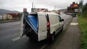 test carnet de conducir - puertas traseras abiertas