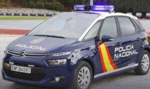 test carnet de conducir - coche policia