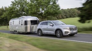 test carnet de conducir - coche remolque