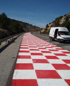 test carnet de conducir - damero blanco rojo