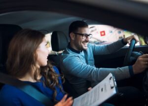 Cuánto vale el curso para recuperar el carnet de conducir en Valencia - Instructor